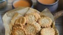 Easy Baked Mathri Easy Baked Mathri