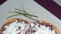 Tostadas de Frijoles Tostadas de Frijoles
