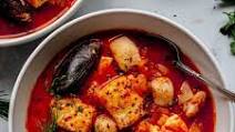 Cioppino (Italian Seafood Stew) Cioppino (Italian Seafood Stew)
