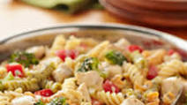 VELVEETA® Easy Chicken Primavera VELVEETA® Easy Chicken Primavera