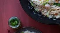 Stir-fried White Bee Hoon (Bihun Goreng Putih) Stir-fried White Bee Hoon (Bihun Goreng Putih)