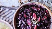 Slow Cooker Braised Red Cabbage with Apples & Ginger Slow Cooker Braised Red Cabbage with Apples & Ginger