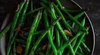 Stir-fried garlic green beans Stir-fried garlic green beans