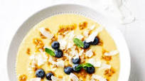 Tropical smoothie bowl Tropical smoothie bowl
