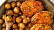 Honey Mustard Pork Chops and Potatoes Skillet Honey Mustard Pork Chops and Potatoes Skillet