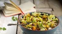 Quick & Easy Salad with Chickpea Dahl Quick & Easy Salad with Chickpea Dahl