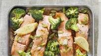 Soy salmon & broccoli traybake Soy salmon & broccoli traybake