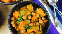 Vegan Coconut & Pumpkin Curry with Roasted Chickpeas Vegan Coconut & Pumpkin Curry with Roasted Chickpeas