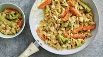 Chicken and Noodles Skillet Chicken and Noodles Skillet
