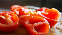 Fresh Tomato Sauce and Garlic Basil Oil Fresh Tomato Sauce and Garlic Basil Oil