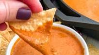 Easy Copycat Chili's Queso Dip Easy Copycat Chili's Queso Dip