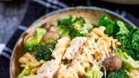 One Pot Chicken and Broccoli Pasta One Pot Chicken and Broccoli Pasta