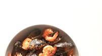 Shrimp and Mussels with Sofrito Shrimp and Mussels with Sofrito