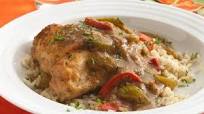 Smothered Chicken and Gravy (Makeover) Smothered Chicken and Gravy (Makeover)