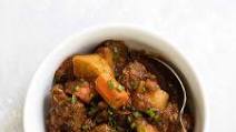 Slow Cooker Beef Stew with Spring Vegetables Slow Cooker Beef Stew with Spring Vegetables