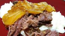 Beer-Braised Elk Chuck Roast with Onions Beer-Braised Elk Chuck Roast with Onions