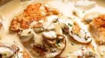 Chicken with Creamy Mushroom Sauce Chicken with Creamy Mushroom Sauce