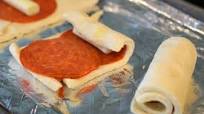 Easy, Peasy Pepperoni Rolls Easy, Peasy Pepperoni Rolls