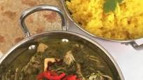 Slow Cooked Chicken Saagwala with Turmeric Rice Slow Cooked Chicken Saagwala with Turmeric Rice