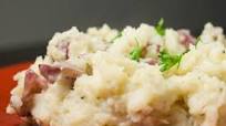 Applebee's Garlic Mashed Potatoes Recipe - (3.8/5) Applebee's Garlic Mashed Potatoes Recipe - (3.8/5)