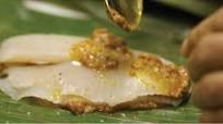Fish Grilled in Banana Leaves with Tamarind Chili Sauce Fish Grilled in Banana Leaves with Tamarind Chili Sauce