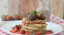 Chocolate Covered Strawberry Pancakes Chocolate Covered Strawberry Pancakes