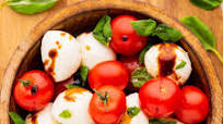 Cherry Tomato Caprese Salad Cherry Tomato Caprese Salad