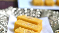 Easy microwave mysore pak recipe Easy microwave mysore pak recipe