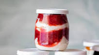 Easy breakfast yogurt and fruit cups Easy breakfast yogurt and fruit cups