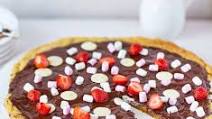 Cookie dough pizza Cookie dough pizza