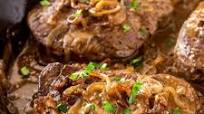 Pan-Seared Filet Mignon with Mustard Shallot Gravy Pan-Seared Filet Mignon with Mustard Shallot Gravy