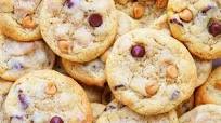 classic chocolate chip and peanut butter chip cookies classic chocolate chip and peanut butter chip cookies