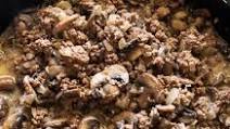 HAMBURGER, MUSHROOM AND RICE CASSEROLE HAMBURGER, MUSHROOM AND RICE CASSEROLE