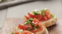 Bruschetta italienne à la tomate Bruschetta italienne à la tomate