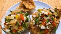 Tostada de Chicharrón con Cueritos Tostada de Chicharrón con Cueritos