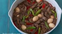 Chicken Liver and Gizzard Stew with Quail Eggs and Snap Peas Chicken Liver and Gizzard Stew with Quail Eggs and Snap Peas