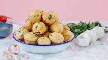 Cheesy Garlic Dough Balls Cheesy Garlic Dough Balls