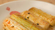 Japanese-style grilled leek pickle with shichimi tougarashi (焼きねぎの七味吸酢漬け) Japanese-style grilled leek pickle with shichimi tougarashi (焼きねぎの七味吸酢漬け)