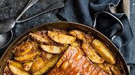 Pork belly and potatoes baked in milk Pork belly and potatoes baked in milk