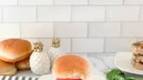 Greek Turkey Burgers Greek Turkey Burgers