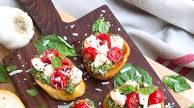 Caprese Pesto Crostini Caprese Pesto Crostini
