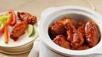 Slow-Cooker Honey Sriracha Chicken Wings Slow-Cooker Honey Sriracha Chicken Wings