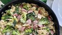 One Pot Kielbasa and Broccoli Pasta One Pot Kielbasa and Broccoli Pasta