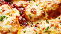 Easy Mozzarella Chicken (Low Carb Chicken Parma) Easy Mozzarella Chicken (Low Carb Chicken Parma)