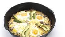 Southwestern Cauliflower Breakfast Pizza Southwestern Cauliflower Breakfast Pizza