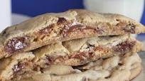 S'mores Stuffed Chocolate Chip Cookies S'mores Stuffed Chocolate Chip Cookies