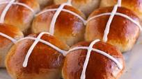 HOT CROSS BUNS HOT CROSS BUNS