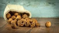 Propiedades de las NUECES (7 motivos para comer nueces a diario) Propiedades de las NUECES (7 motivos para comer nueces a diario)
