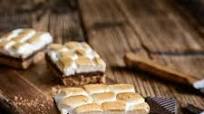 Easy Oven-Baked S'mores Easy Oven-Baked S'mores