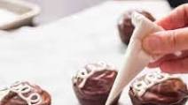 Gluten-Free Chocolate Cream Cupcakes Gluten-Free Chocolate Cream Cupcakes